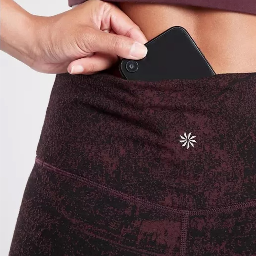 Athleta glades salutation 7/8 leggings small - Picture 3 of 3